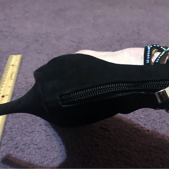 Theme rhinestone zip back suede black pump NWT - Picture 5 of 14